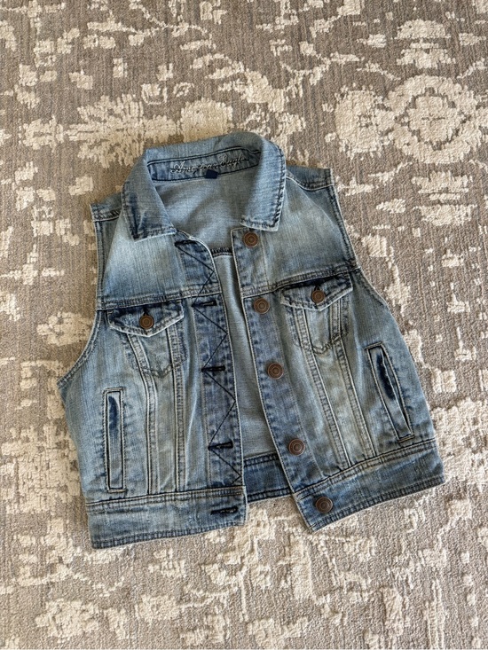 American Eagle Outfitters Jackets & Blazers - American Eagle Light Wash Denim Vest